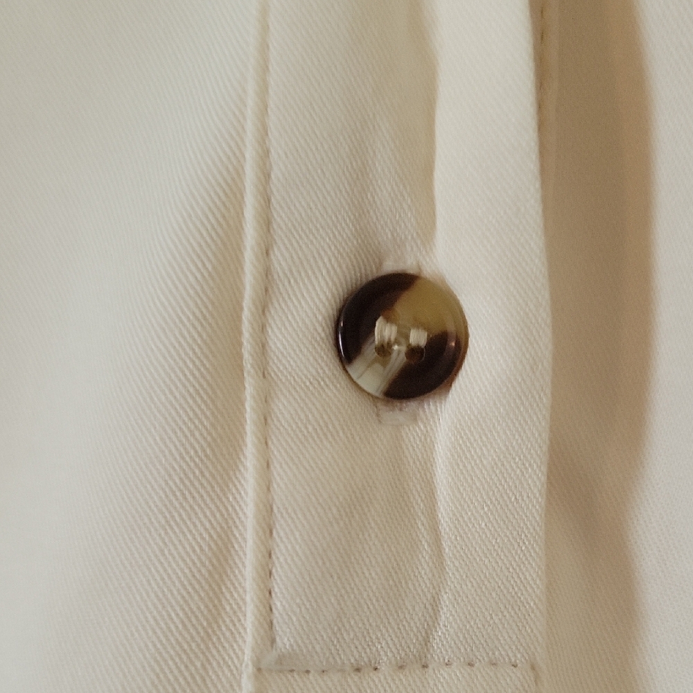 Rose & Olive Women's Cream Button-Up Top- L - Picture 5 of 7